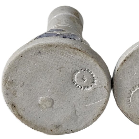 Vintage Williamsburg Pottery Blue Tulip Bud Vases - Mid 20th Century - Picture 4 of 6